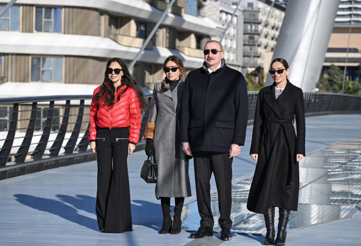 Prezident İlham Əliyev Bakı Ağ Şəhərdə - FOTO