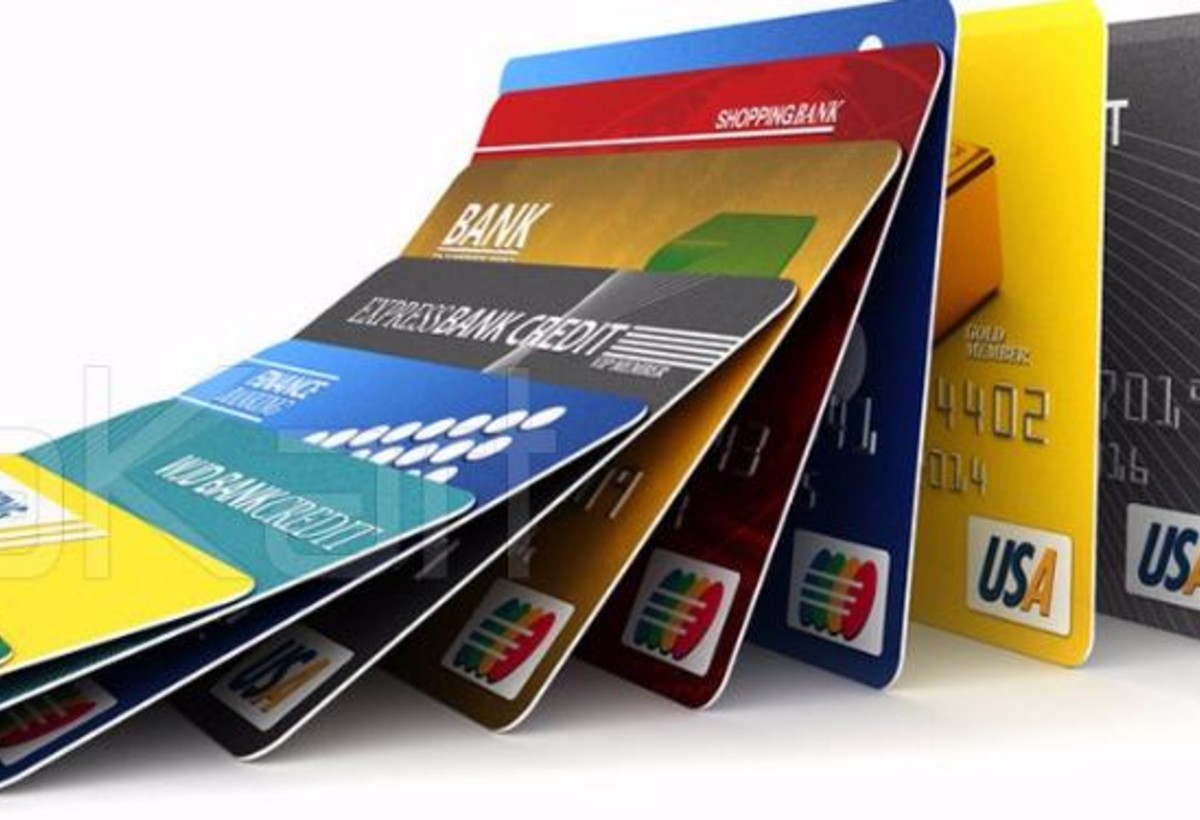 Azərbaycanda “qazanılmayan pulu xərcləməyə” maraq azalıb