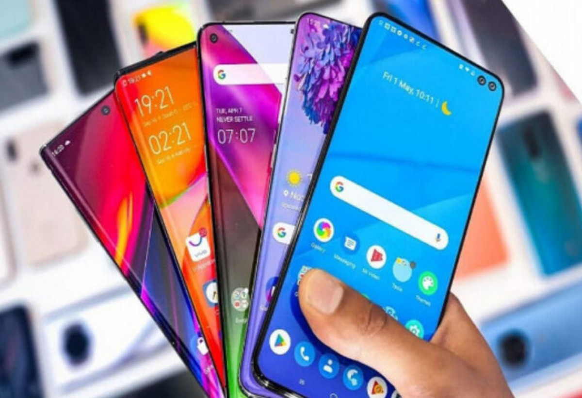 Xaricdən 1 ədəddən artıq telefon gətirənlər 100 manat rüsum ödəyəcəklər