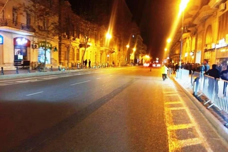 Bayram tədbirlərindən sonra Bakı və dünyanın digər böyük şəhərlərinin fərqi - FOTO