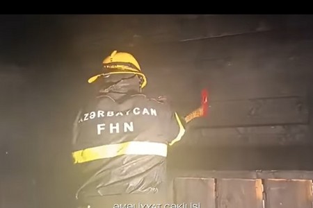 Binəqədidə hamam yandı - VİDEO