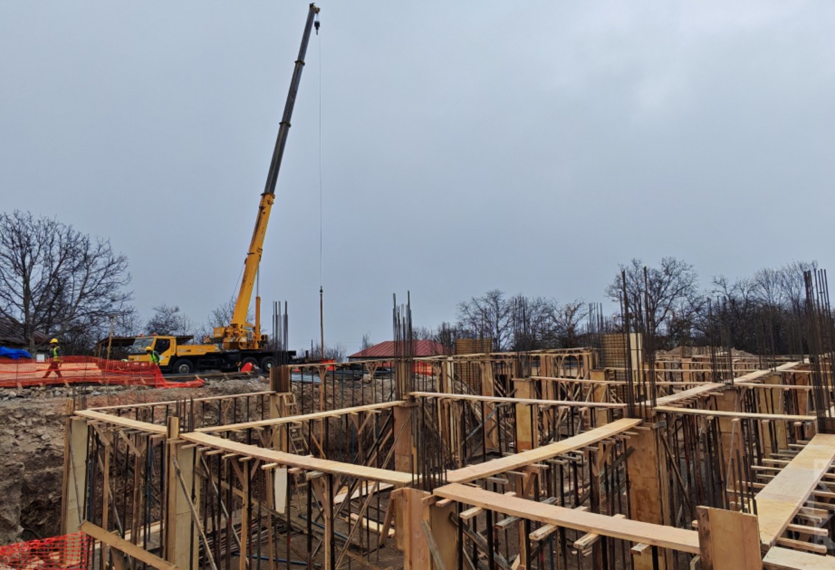 Şuşada 10 çoxmənzilli bina inşa olunur - FOTO