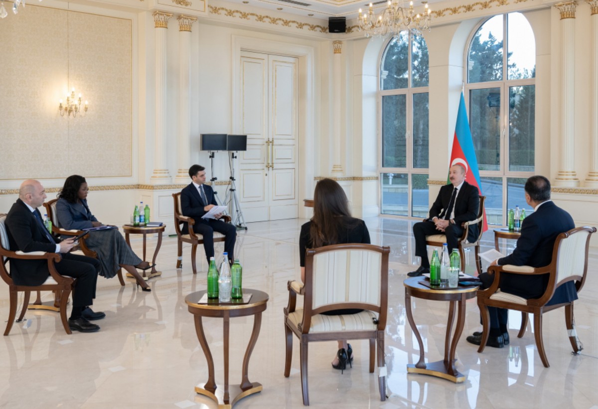 Prezident: Qızıl ehtiyatlarımızı artıraraq Dövlət Neft Fondu yalnız buna görə 10 milyard ABŞ dollarından artıq vəsait qazandı