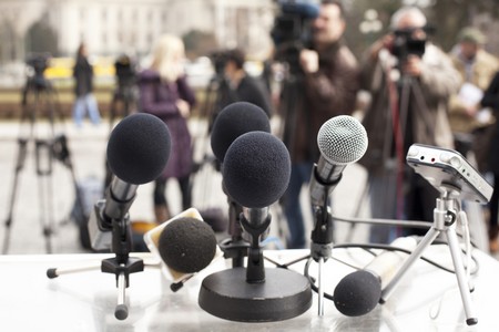 İxtisaslaşmış jurnalistlərin hazırlığı üzrə yeni təlim proqramına START VERİLİR