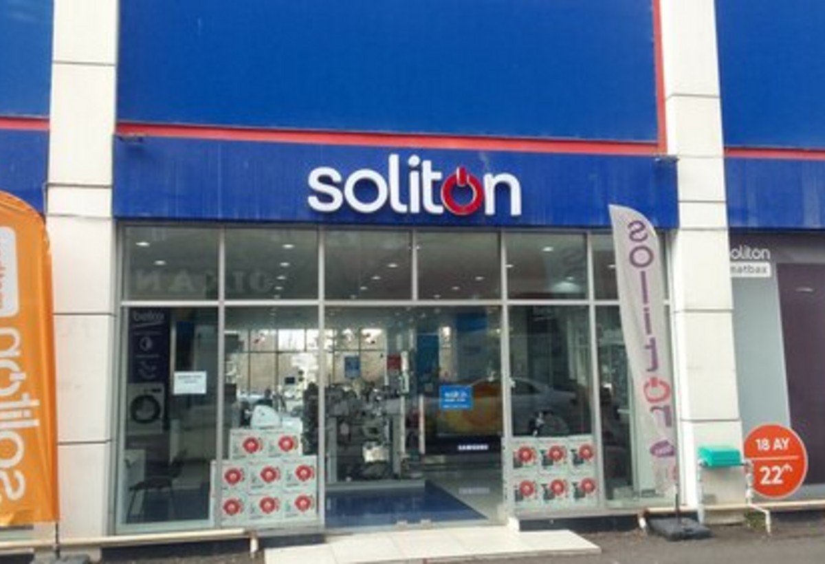 “Soliton” Nizami rayonundakı müştəriləri ilə MƏHKƏMƏDƏ