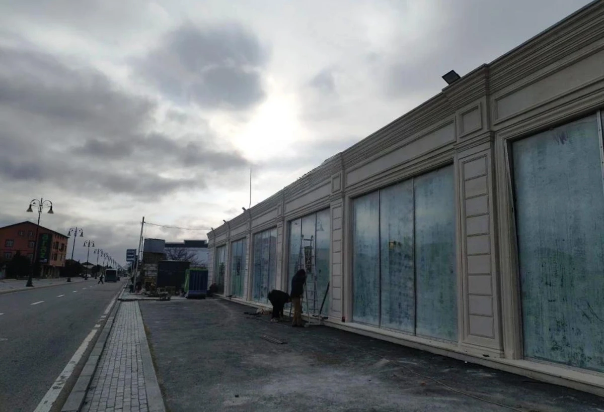 Bakıda piyada səkilərinə qanunsuz müdaxilə olunan RAYONLAR - FOTO