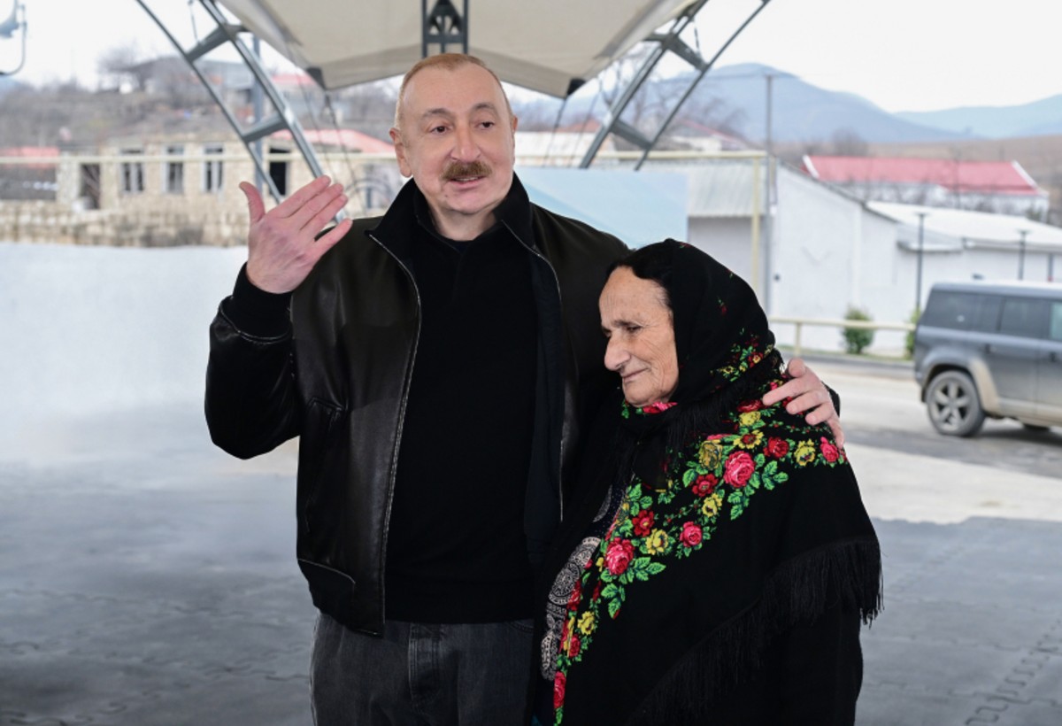 Prezident sakinlərlə görüşdə: Ağdərənin gələcək inkişafı çox parlaq olacaq