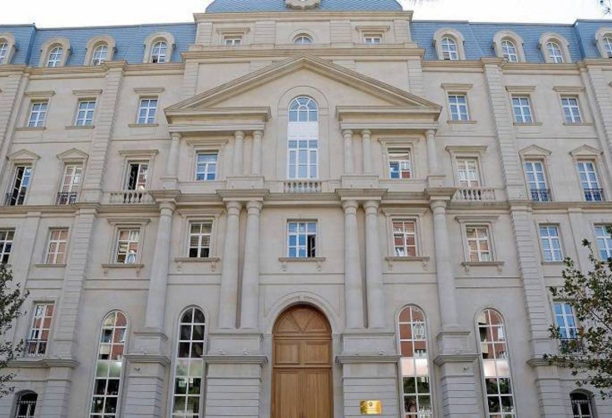 Maliyyə Nazirliyinin şöbə müdiri pensiyaya çıxıb