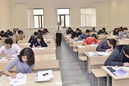 Magistratura səviyyəsi üzrə sınaq imtahanı keçirildi