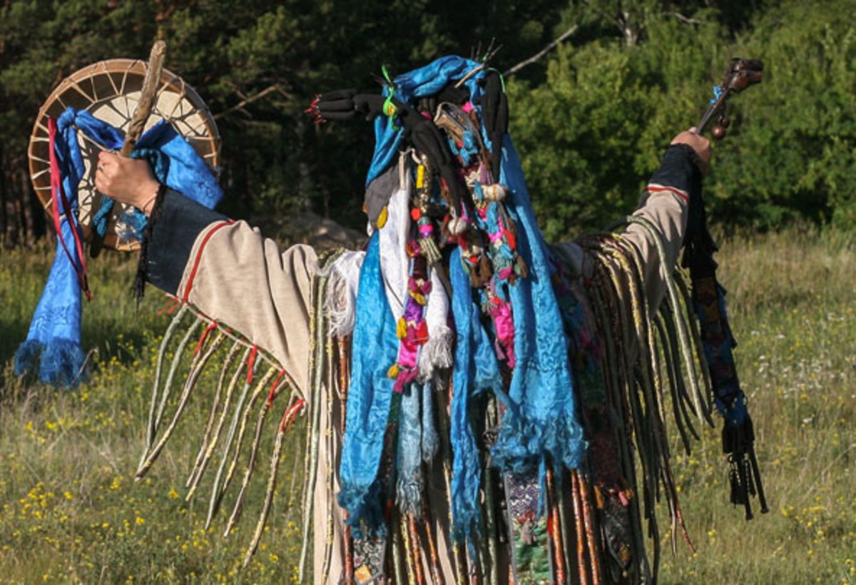 AMEA alimləri Cənub bölgəsinin folklorunda şamanizm elementləri tapıb