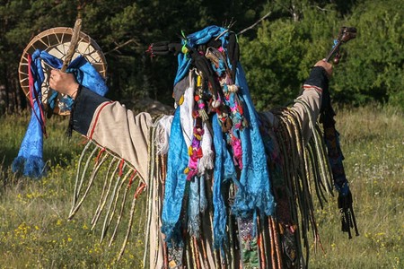 AMEA alimləri Cənub bölgəsinin folklorunda şamanizm elementləri tapıb