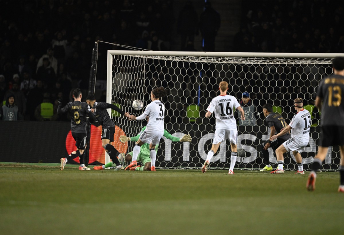 Qarabağ tarixində ilk dəfə alman klubunu məğlub etdi