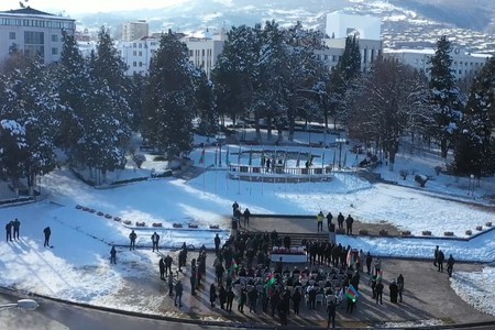 Xankəndiyə ilk köç coşqu ilə qarşılandı