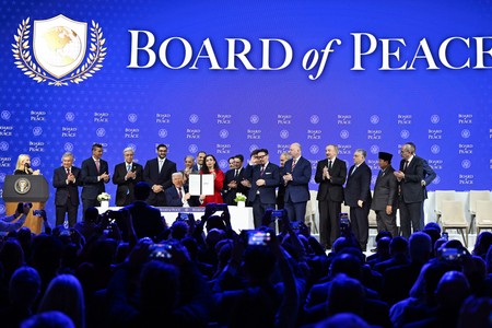 İsveçrədə Sülh Şurasının təsisi ilə bağlı imzalanma baş tutdu