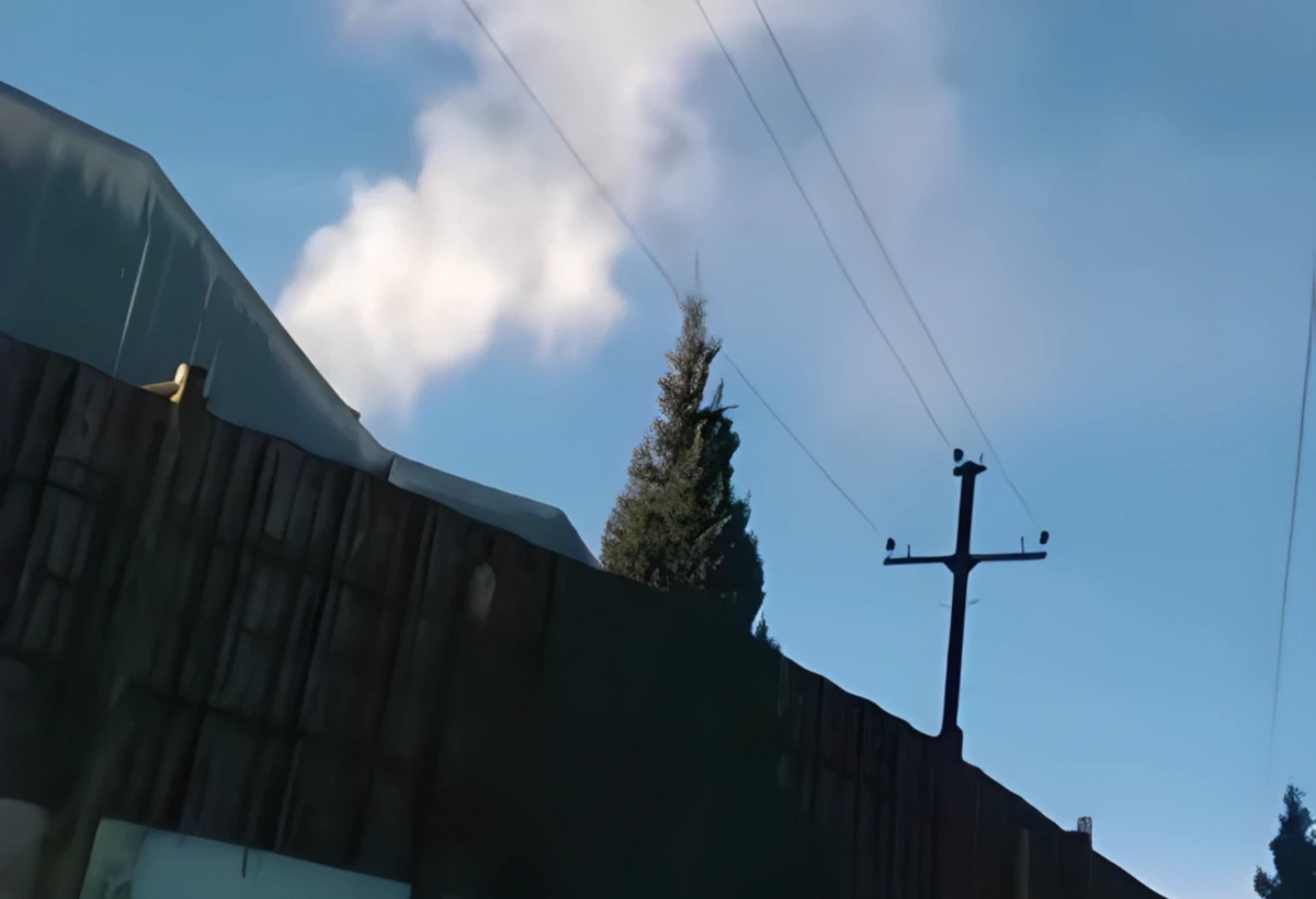 Boya zavodunun tüstüsü və səs-küyü sakinləri təngə gətirib - VİDEO