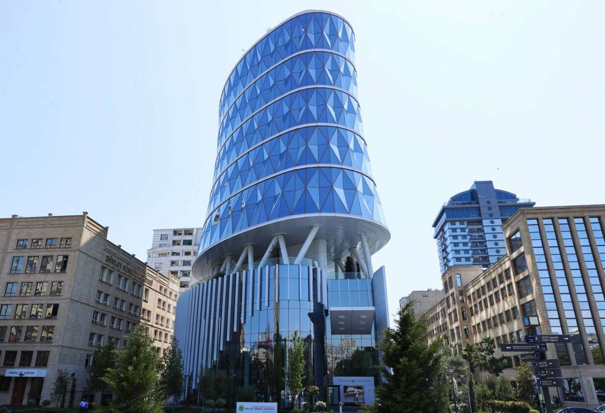 Bu gömrükçülər təltif edildi - SİYAHI