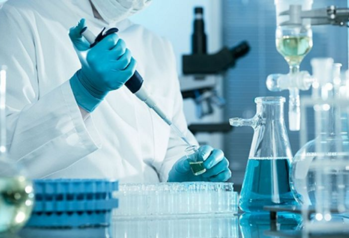 Bölgə xəstəxanalarının milyonluq tenderlərini udan şirkət borca düşdü