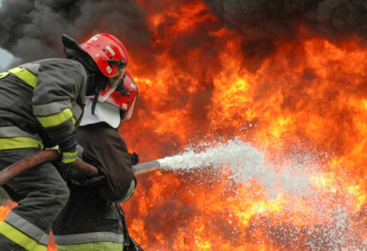 Bakıda 3 otaqlı evdə yanğın