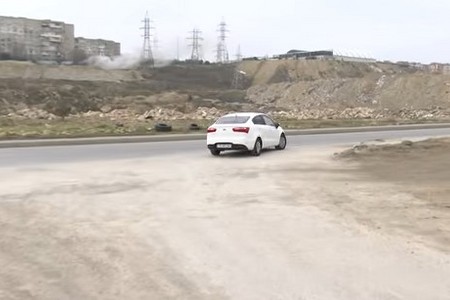 Zolaqlar silinib, nişanlar və işıqforlar yoxdur - VİDEO