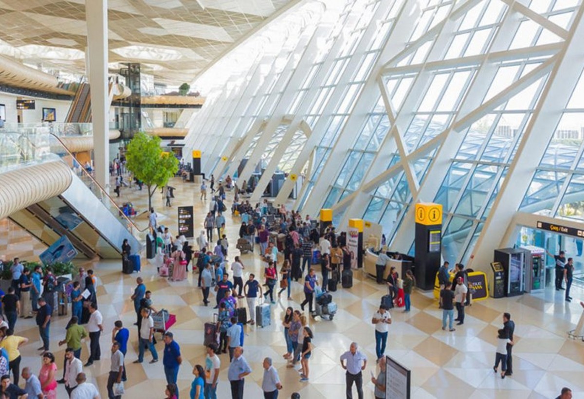 Xaricə müalicə və dini ziyarət üçün gedənlər çoxalıb, istirahətə gedənlərin sayı azalıb