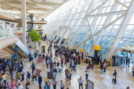 Xaricə müalicə və dini ziyarət üçün gedənlər çoxalıb, istirahətə gedənlərin sayı azalıb