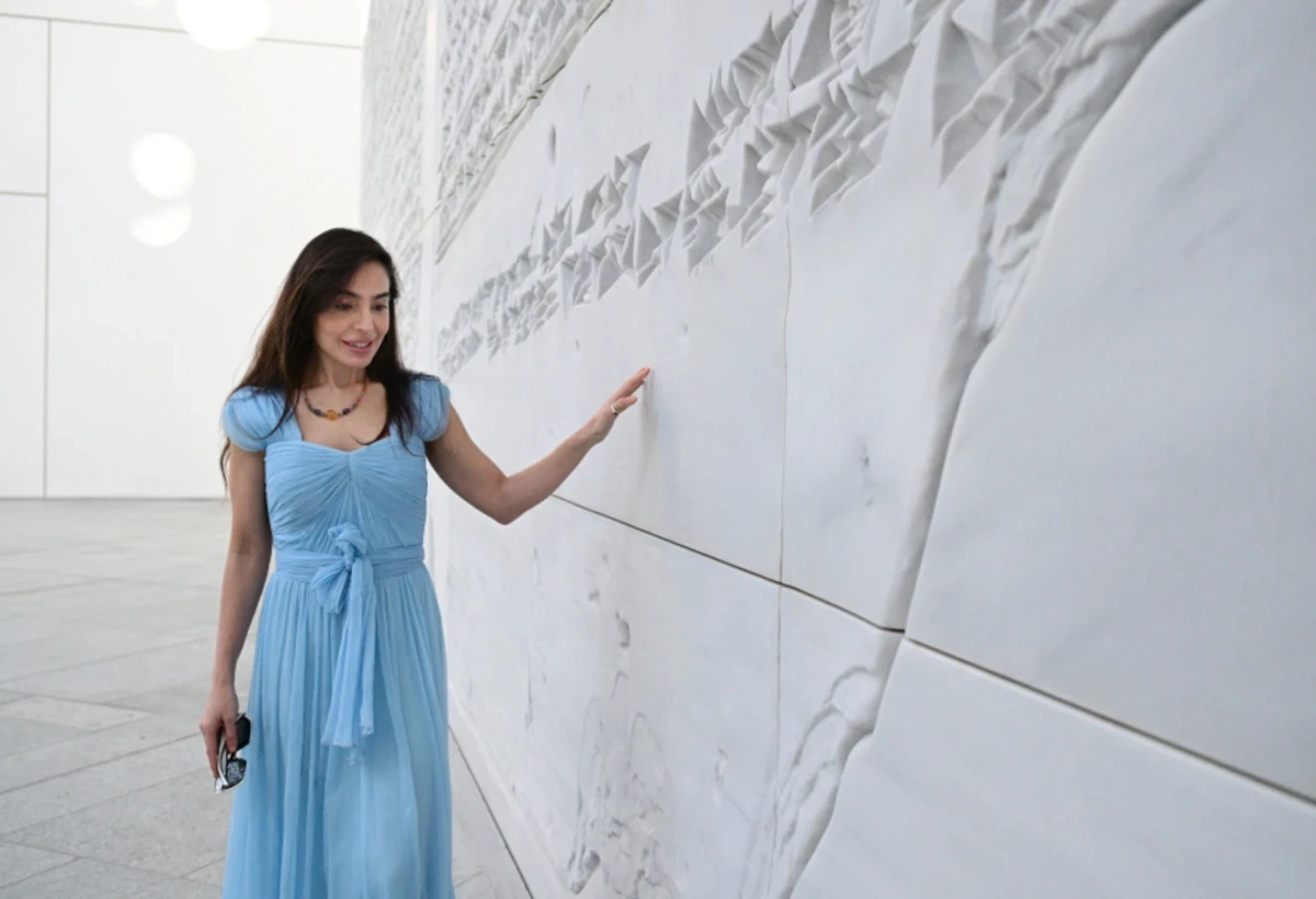 Leyla Əliyeva məşhur Luvr muzeyinin ilk xarici filialında - FOTO