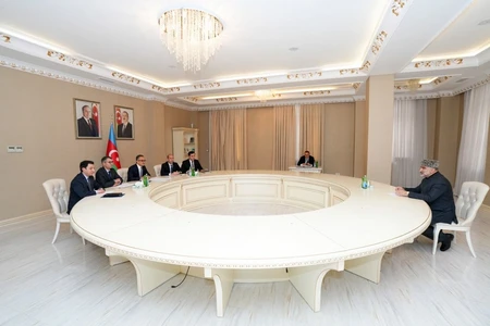 Vətəndaşlardan Ramin Məmmədova məscidlər üçün kitabxana MÜRACİƏTİ