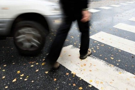 Kameraların olmadığı piyada keçidlərində sürücülər təhlükə yaradırlar - VİDEO