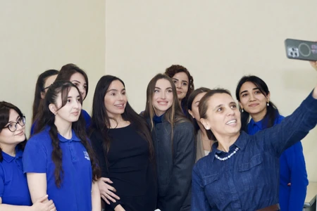 Leyla Əliyeva və Alena Əliyeva Gəncədə xüsusi ümumtəhsil məktəbi və Autizm Mərkəzində - FOTO