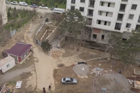 Bakıda 4 ildir ləngidən MTK tikintisi - VİDEO