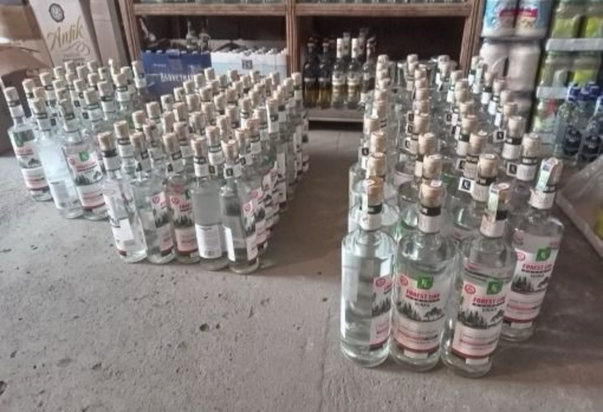 Mingəçevirdə mağazalarda 7 növ saxta araq aşkarlandı