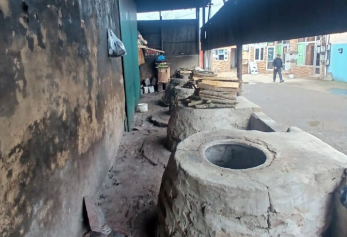 Lənkəranda təndir çorəyi bişirilən yerdə natəmizlik - FOTO