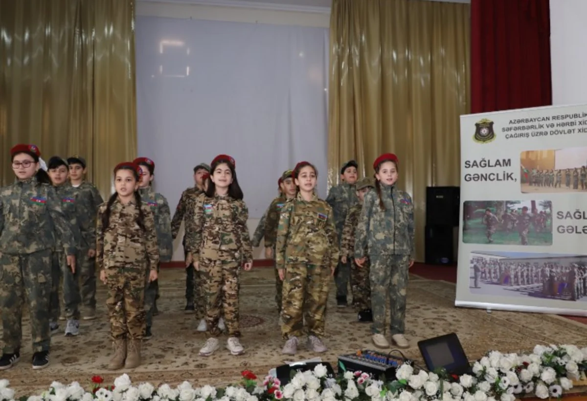 Siyəzənli gənclər çağırışaqədərki hazırlıqla bağlı məlumatlandırılıb