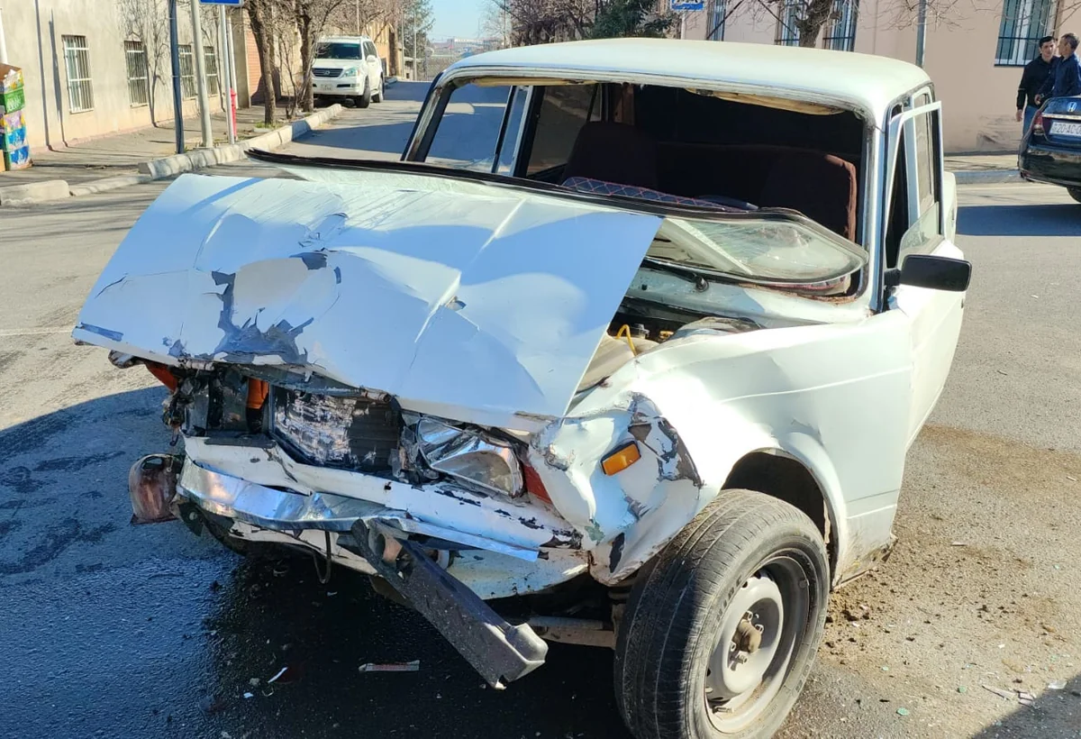 Gəncədə avtomobillər toqquşub, xəsarət alanlar var