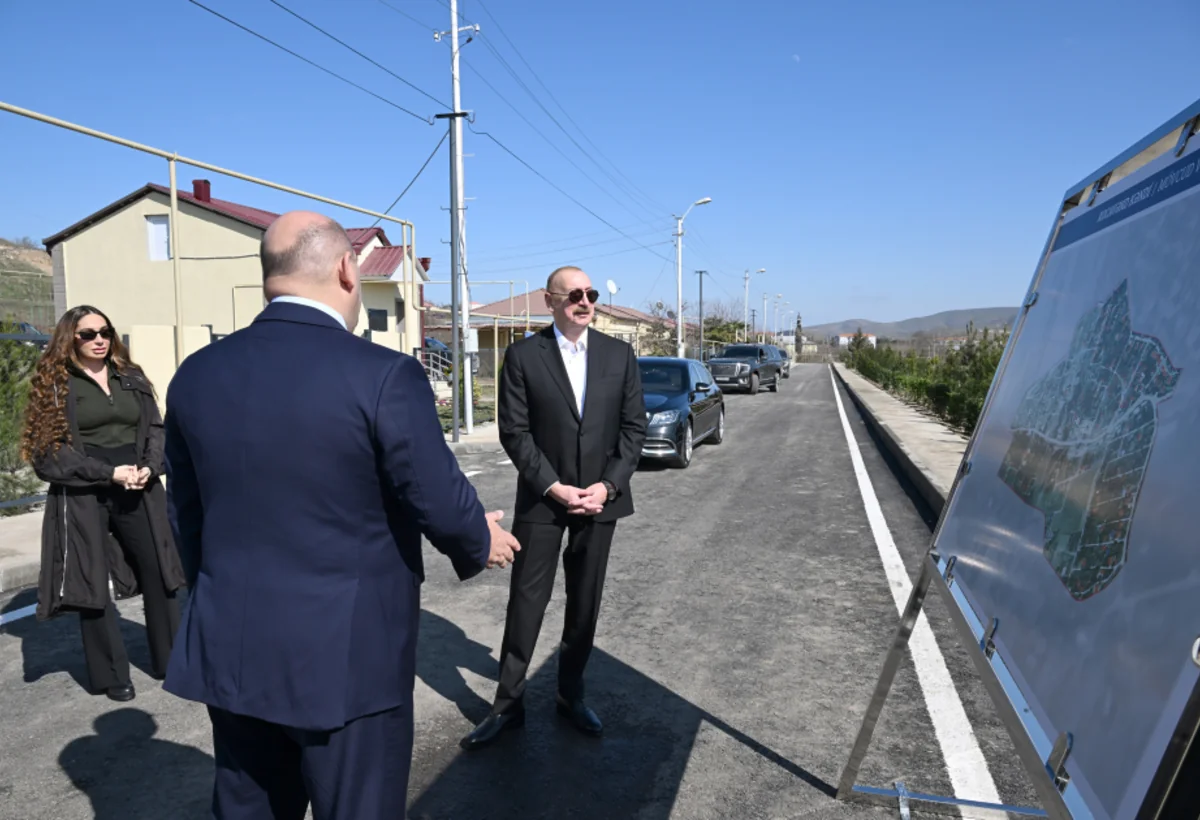 Prezident İlham Əliyev Xocavənd kəndində görülmüş işlərlə tanış olub - FOTO