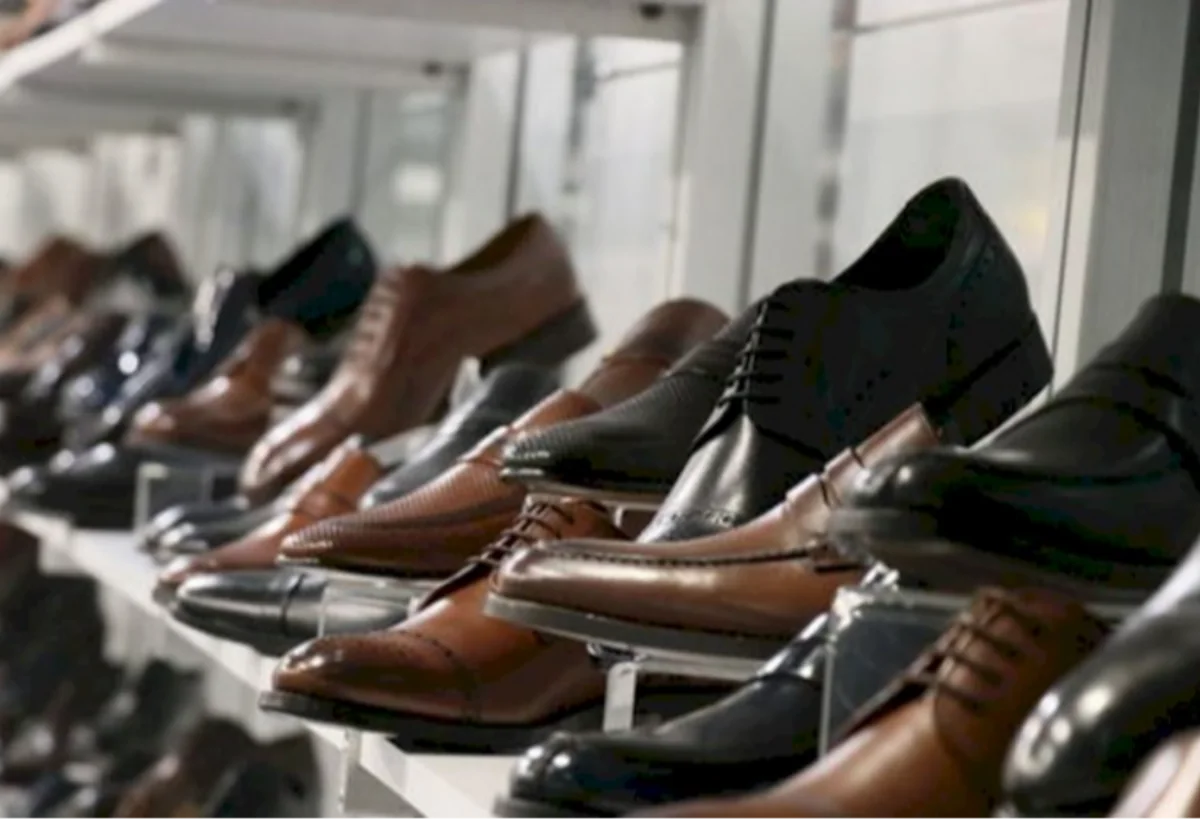 Azərbaycan yanvarda 10 milyon dollarlıq ayaqqabı idxal edib