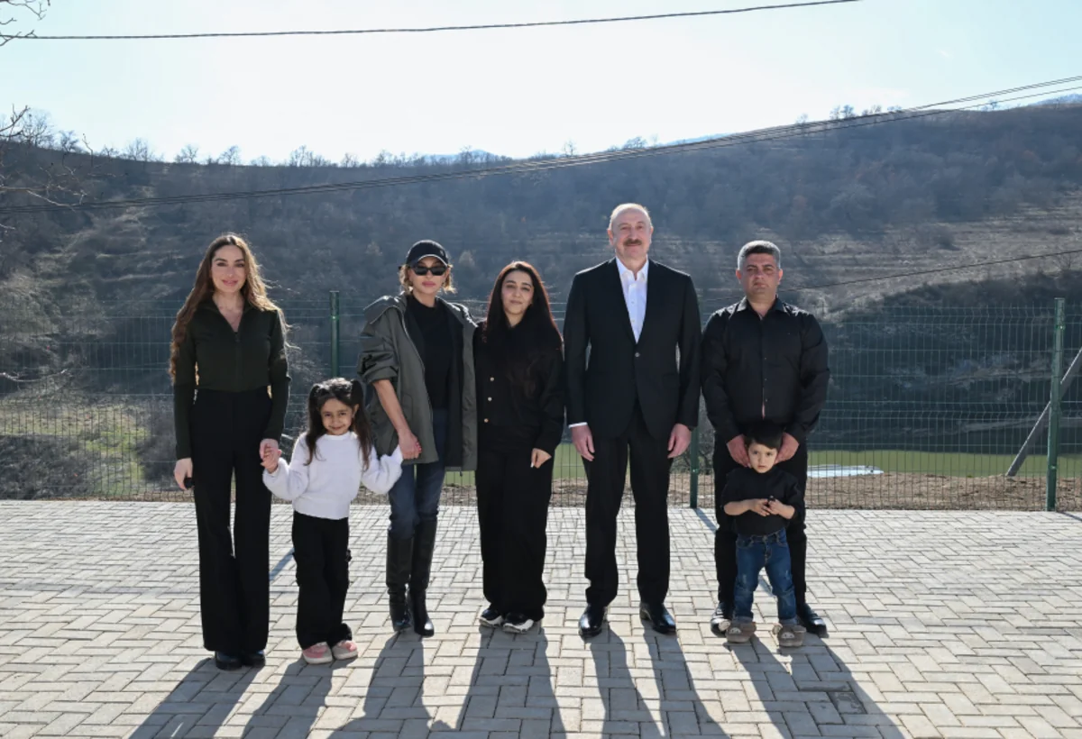 İlham Əliyev, Mehriban Əliyeva və Arzu Əliyeva Xocalının Xanabad kəndində - FOTO
