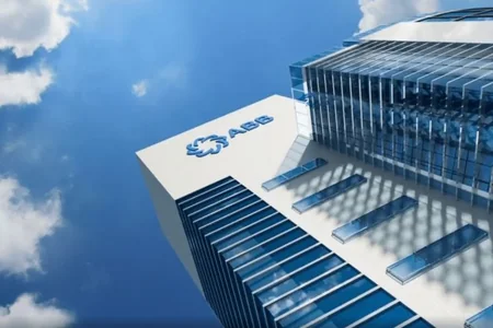 “Azərbaycan Beynəlxalq Bankı” borcunu qaytarmamış yenidən borc almaq istəyir