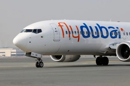 Dubaya uçan təyyarələr Bakıda endi