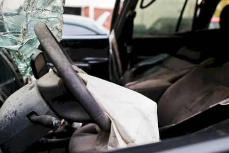 Füzulidə maşın traktora çırpıldı - məktəbli öldü