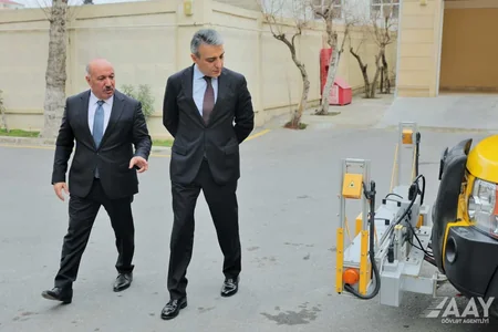 Vüsal Nəsirli Saleh Məmmədovun nəzarətində olmuş institutun işini bəyənmədi