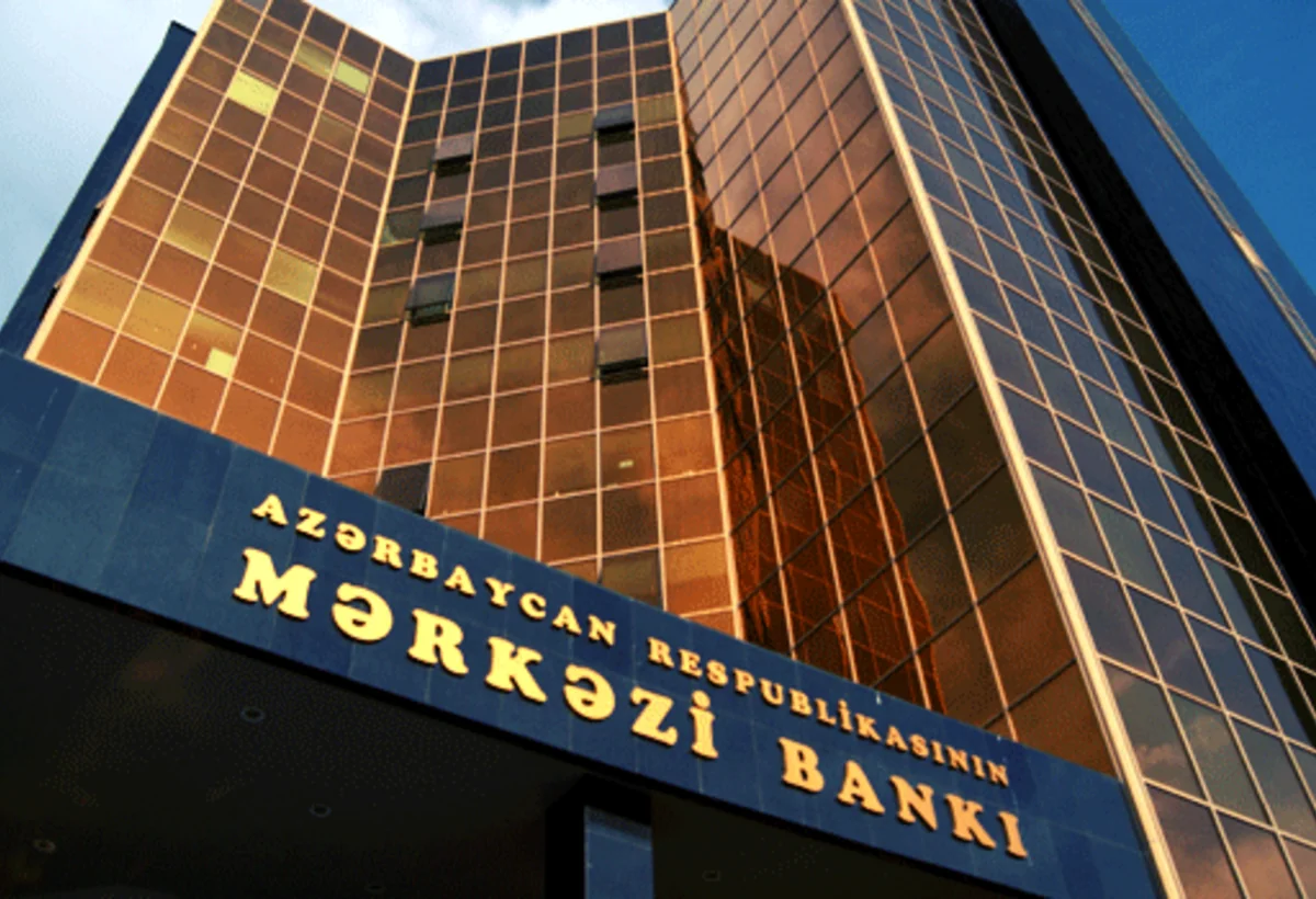 Mərkəzi Bank notlarını yavaş-yavaş “aradan çıxarır”
