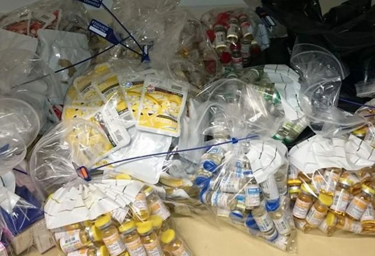 Bir ayda 10 milyon manatlıq dərman, kosmetika və siqaret QAÇAQMALÇILIĞI