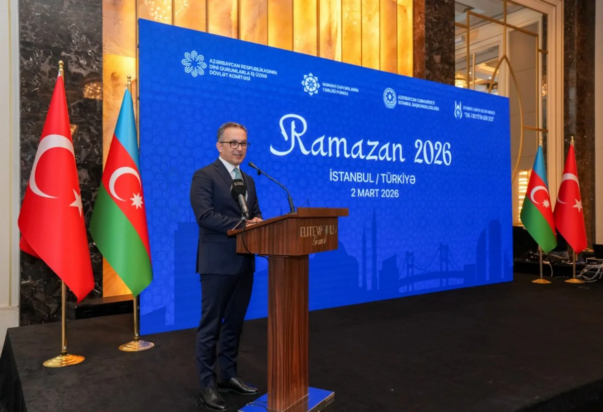 İstanbulda azərbaycanlılar üçün iftar süfrəsi açılıb - FOTO