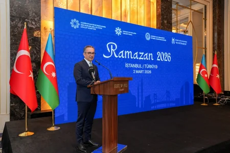 İstanbulda azərbaycanlılar üçün iftar süfrəsi açılıb - FOTO