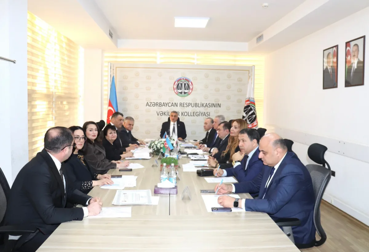 Azərbaycanda dörd vəkil cəzalandırılıb