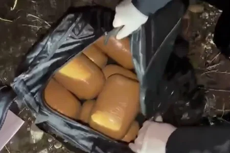 Gəncədə narkokuryer 1,6 milyon manatlıq heroinlə saxlanıldı - VİDEO
