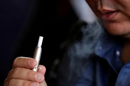 Elektron siqaretlərə olan QADAĞALAR qızdırılan tütün məmulatlarına aid edilir?