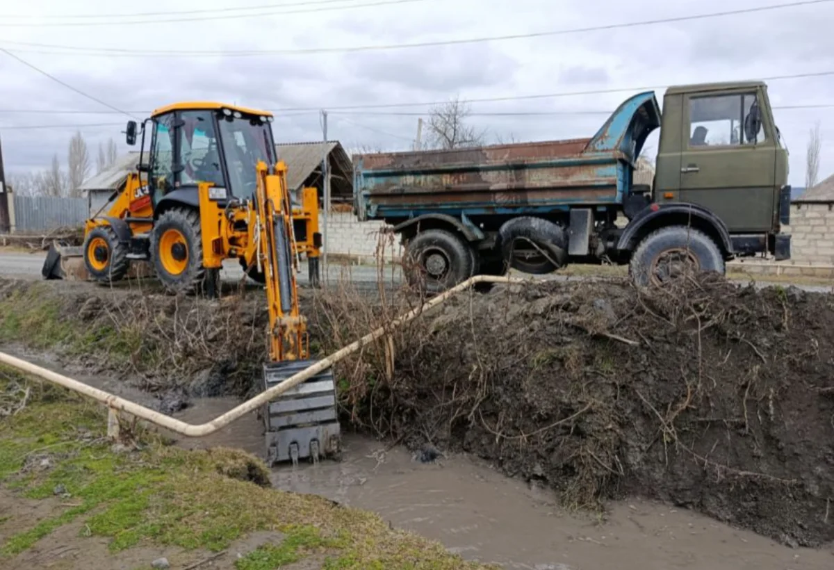 Ağdaşın kəndində suvarma arxlarının suötürməsi təmin olunub