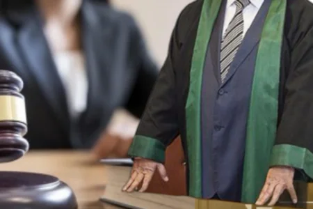 Azərbaycanda yeni vəkillərin cəmi 10 faizi bölgələrdə işləyəcək